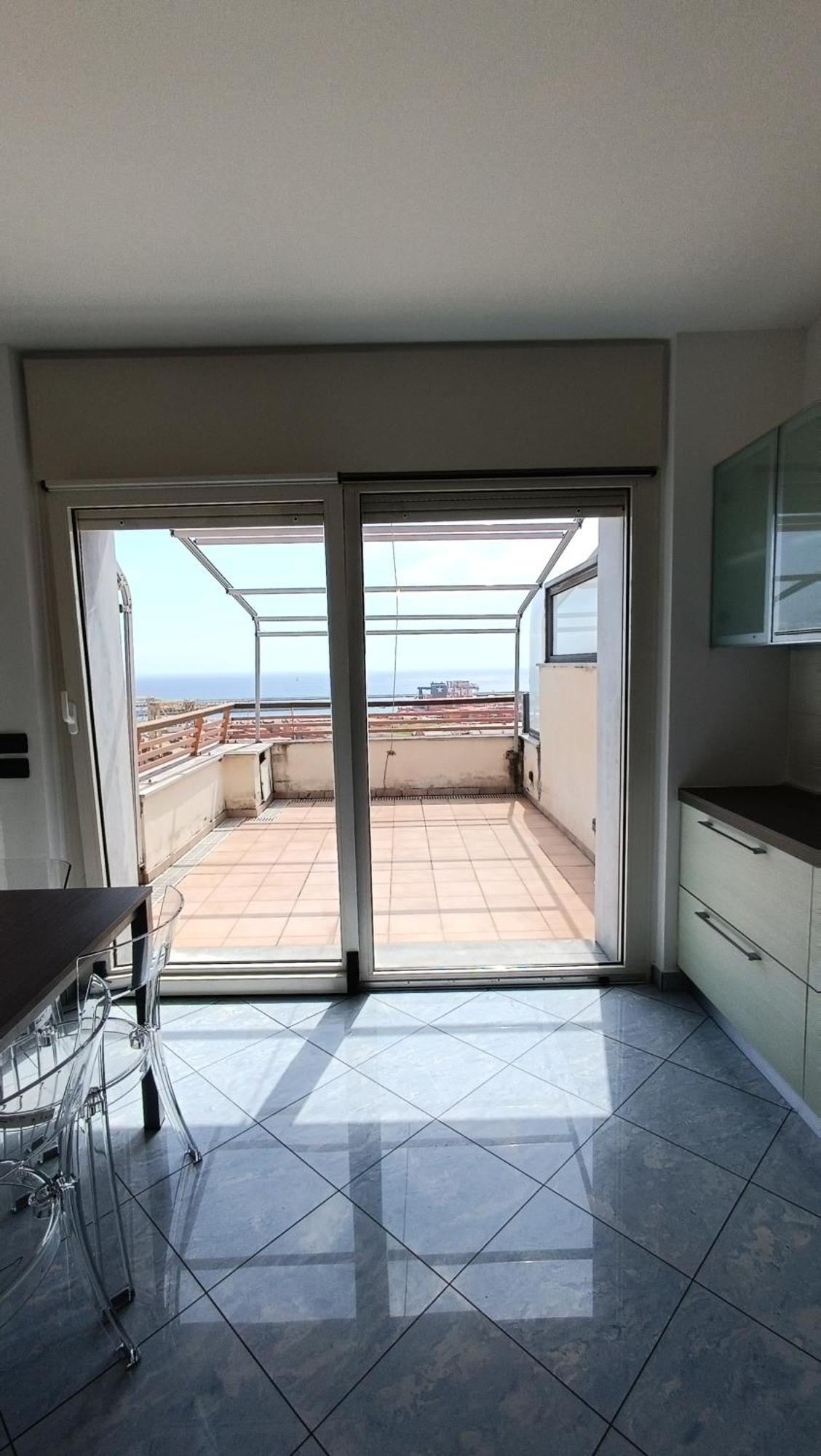 Attico Con Vista Su Appartamento