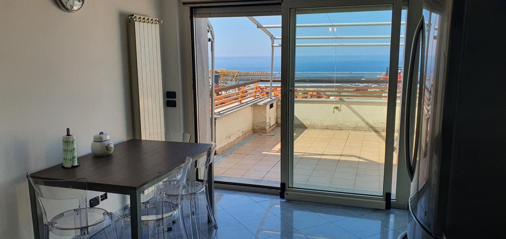 Attico Con Vista Su